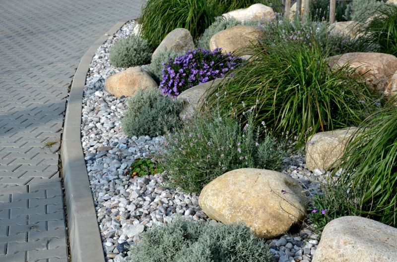Garden Curbing Installation in Honolulu, HI