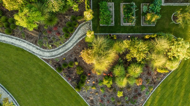 Privacy Landscaping in Honolulu, HI